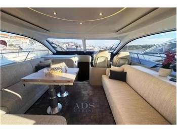 Azimut 53 Fly