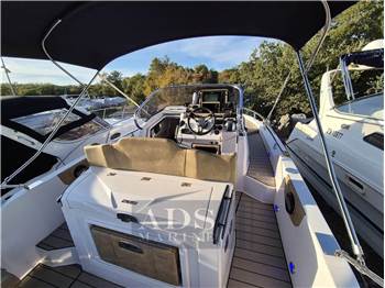 Ranieri Cantiere Next 285 Lx