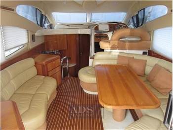 Azimut 42 Fly