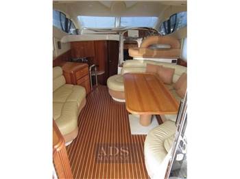Azimut 42 Fly