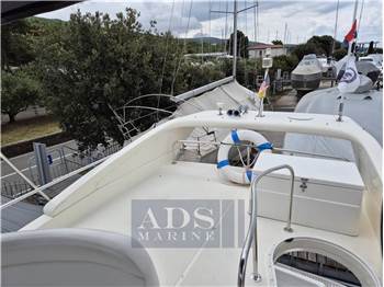 Azimut 42 Fly