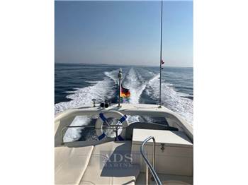 Azimut 42 Fly