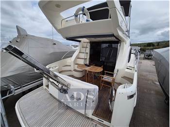 Azimut 42 Fly