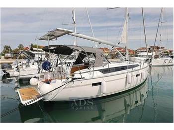 Bavaria Cruiser 37