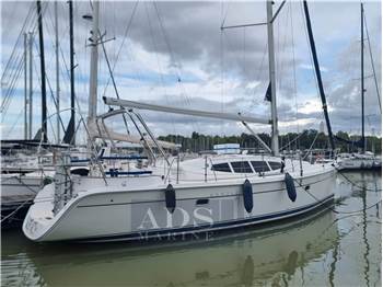 Hunter 39 SHOAL