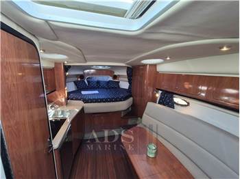 Crownline 320CR