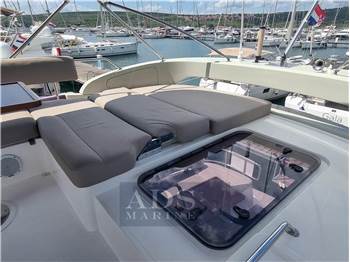 Bavaria E 40 Fly - 40