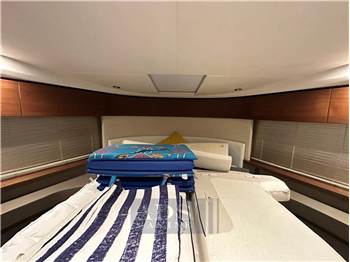Princess Yachts 43