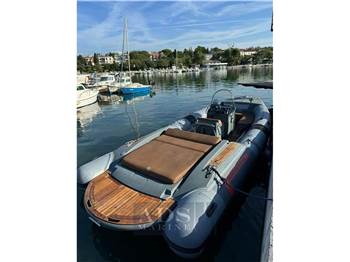Pirreli 770