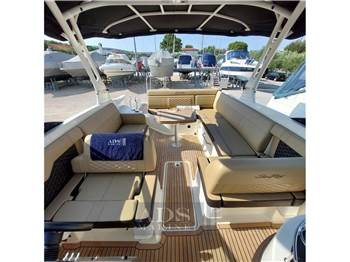 Sea Ray 270 SDX
