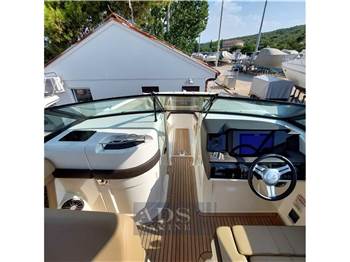 Sea Ray 270 SDX