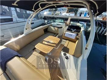 Sea Ray 270 SDX
