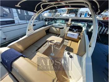 Sea Ray 270 SDX
