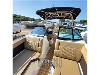 Sea Ray 270 SDX