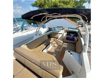 Sea Ray 270 SDX