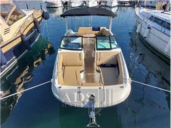 Sea Ray 270 SDX