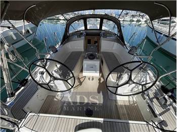 Bavaria Cruiser 37 Style