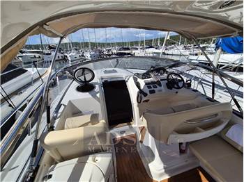 Cranchi Endurance 33
