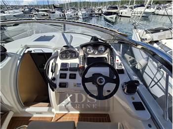 Cranchi Endurance 33