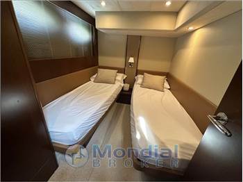 Princess Yachts V56