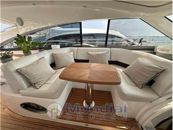 Princess Yachts V56