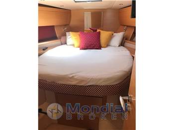 Azimut Atlantis 39