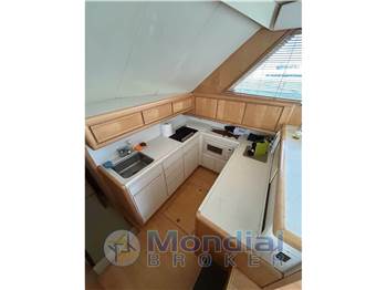 Bertram Yacht 43' Convertible