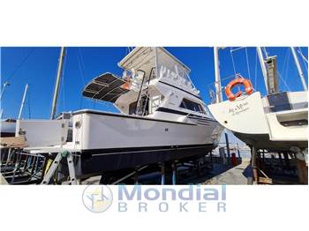 Bertram Yacht 43' Convertible