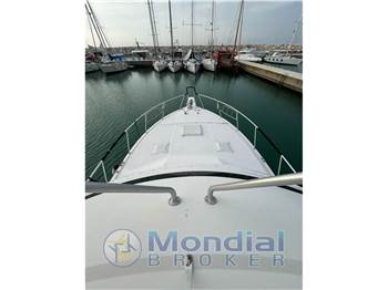 Bertram Yacht 43' Convertible
