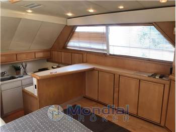 Bertram Yacht 43' Convertible