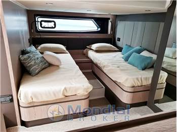 Azimut Atlantis 45