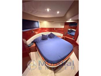 Princess Yachts V58