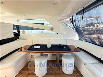 Princess Yachts V58