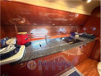 Princess Yachts V58