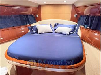 Princess Yachts V58