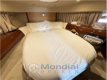 Princess Yachts V 48