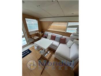 Bertram Yacht 43' Convertible