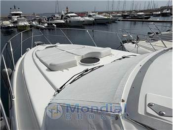 Princess Yachts V 48