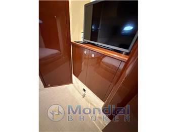 Princess Yachts V 48