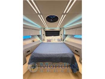 Sunseeker Predator 64