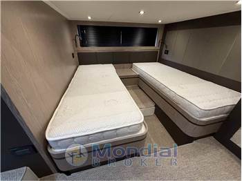 Azimut Atlantis 45