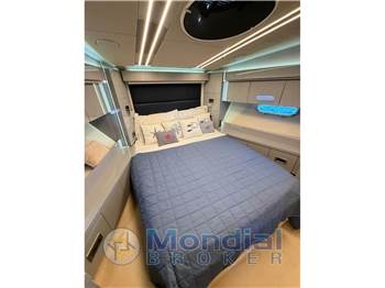 Sunseeker Predator 64