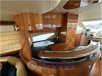 Azimut 62