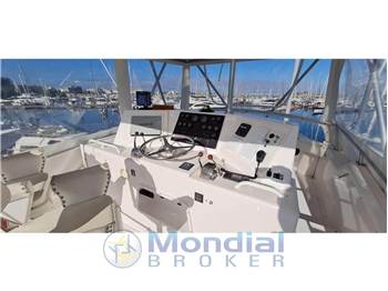 Bertram Yacht 43' Convertible