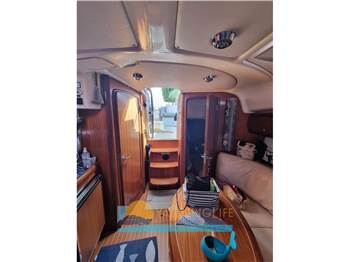Bavaria BMB 32 Day Cruiser