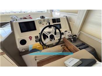 Cranchi Eco Trawler 43