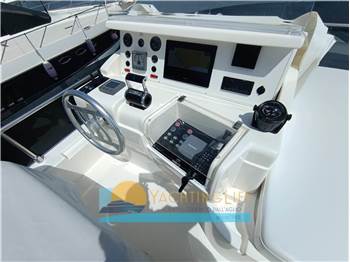 Ferretti Yachts FERRETTI 550