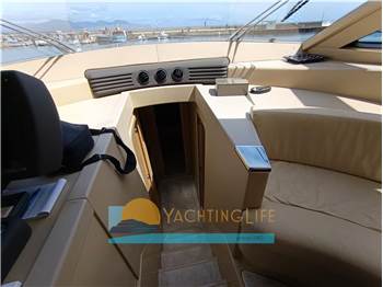 Ferretti Yachts FERRETTI 550