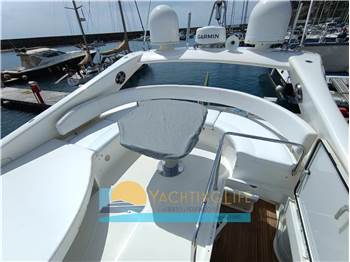Ferretti Yachts FERRETTI 550