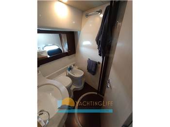 Ferretti Yachts FERRETTI 550